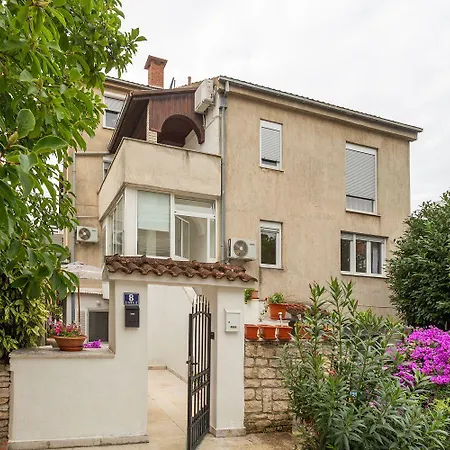 Daire Modernes Nur 300 Meter Zum Mit Terrasse, Privatparkplatz, Wifi *